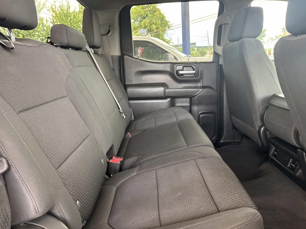 Used 2020 GMC Sierra 1500 2WD Crew Cab w/ Sierra Value Package image 11