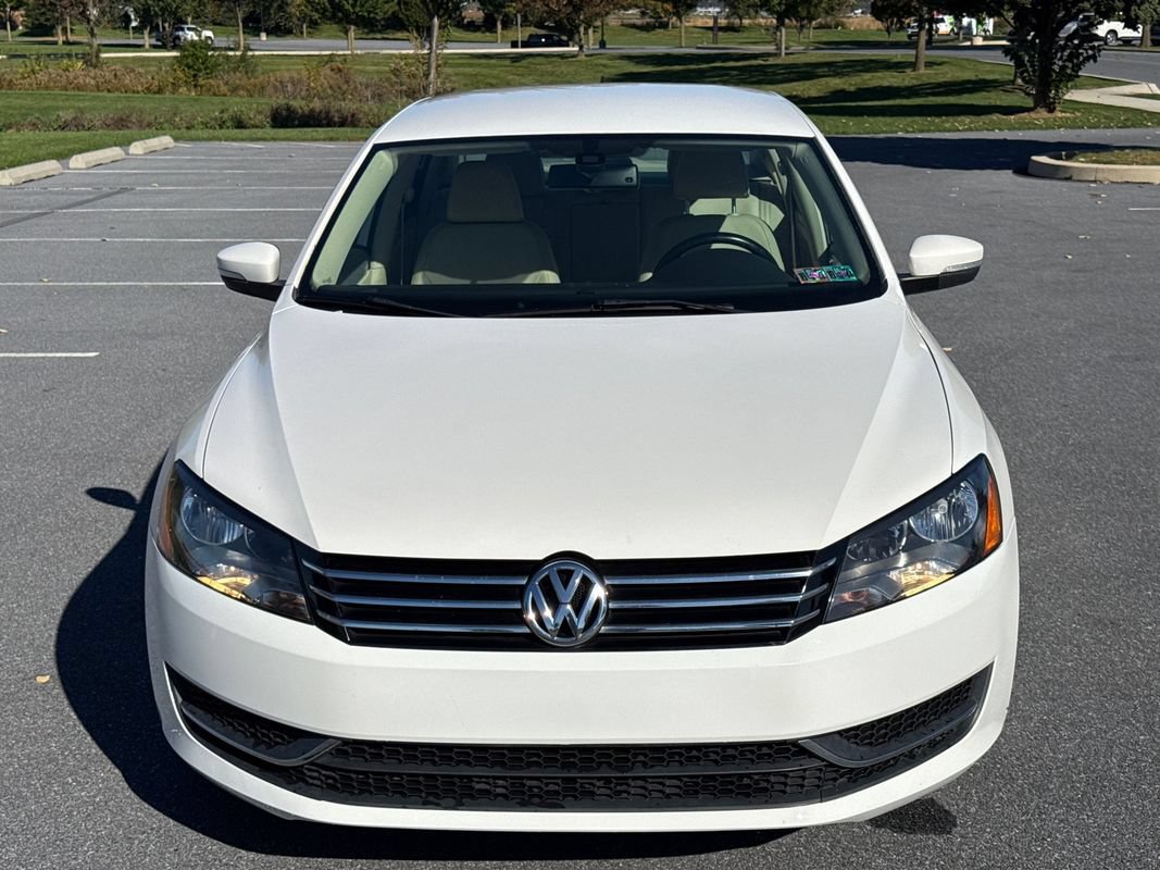 Used 2013 Volkswagen Passat 2.5 SE FWD image 2
