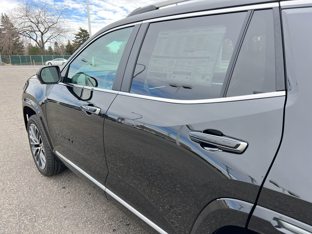 New 2026 GMC Terrain Denali w/ LPO, Black Badging Package image 10