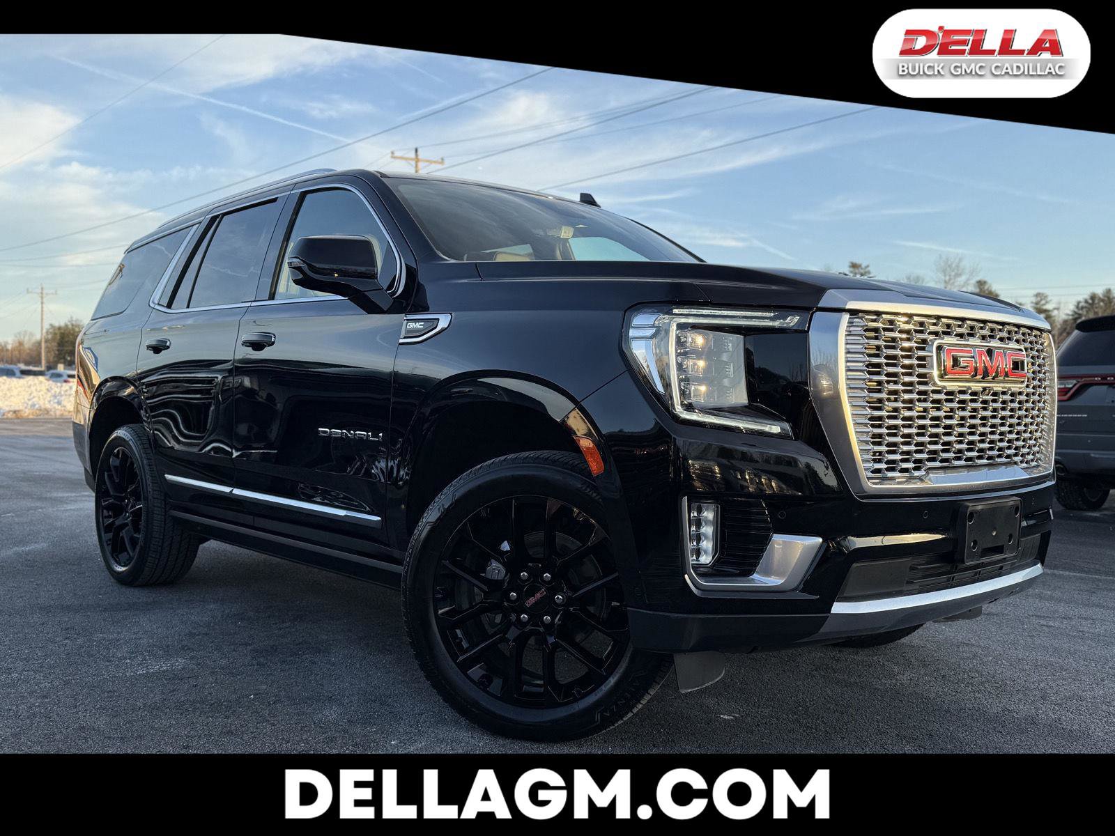 Used 2024 GMC Yukon Denali w/ Denali Reserve Package image 1