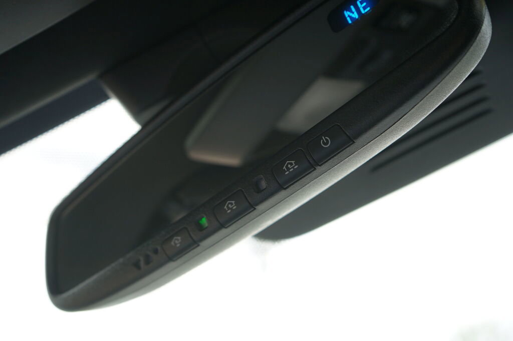 Used 2020 Mitsubishi Outlander GT image 28