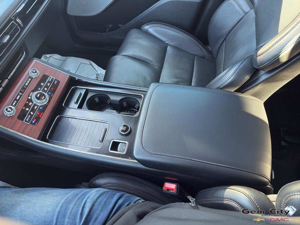 Used 2022 Lincoln Aviator Reserve w/ Equipment Group 201A image 26