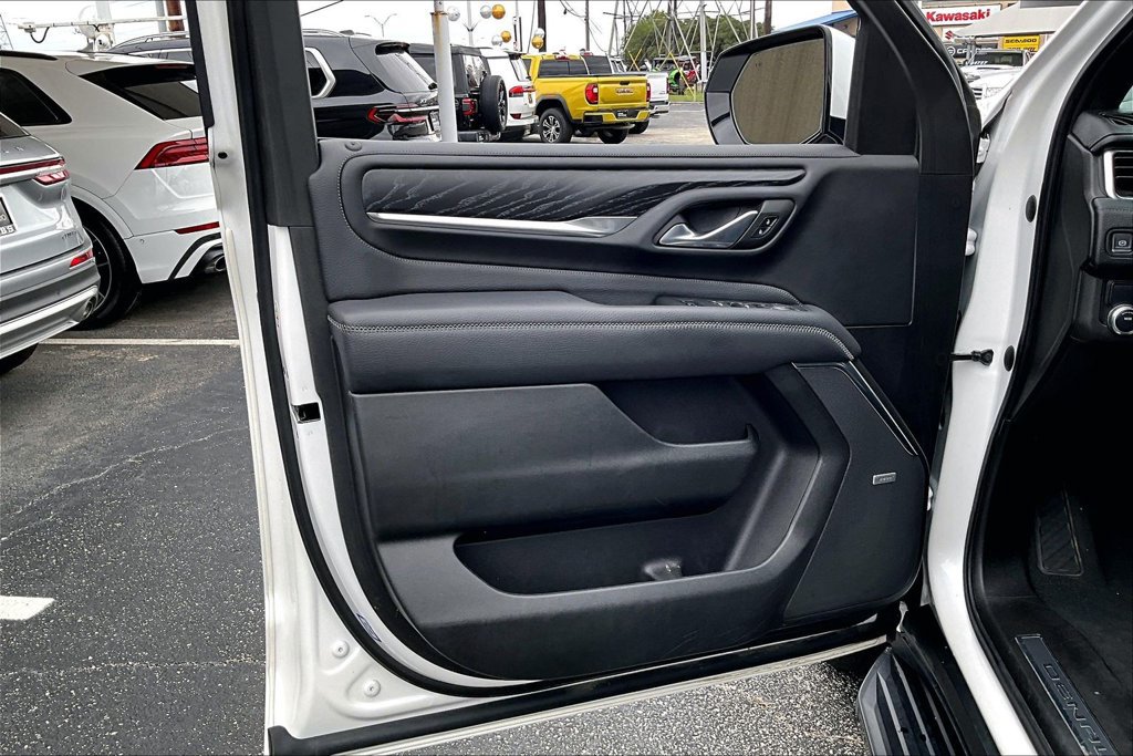 Used 2021 GMC Yukon Denali RWD image 22
