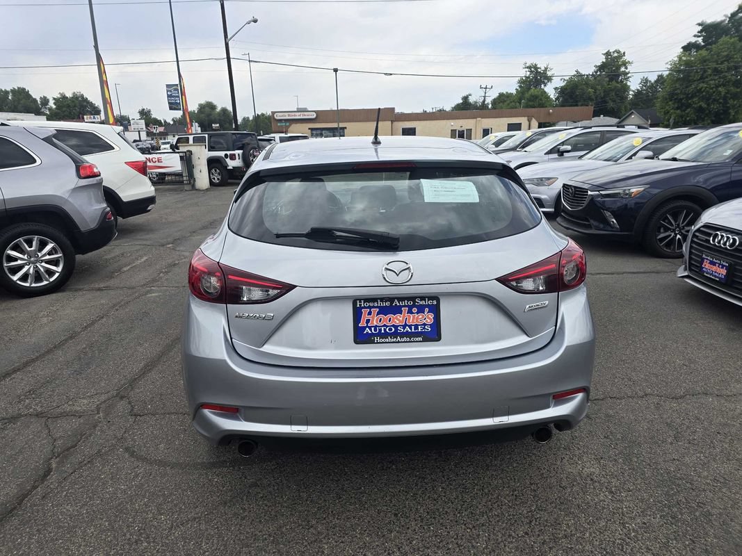 Used 2017 MAZDA MAZDA3 Touring FWD image 10