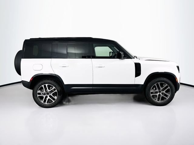 Used 2026 Land Rover Defender 110 S AWD/4WD image 4