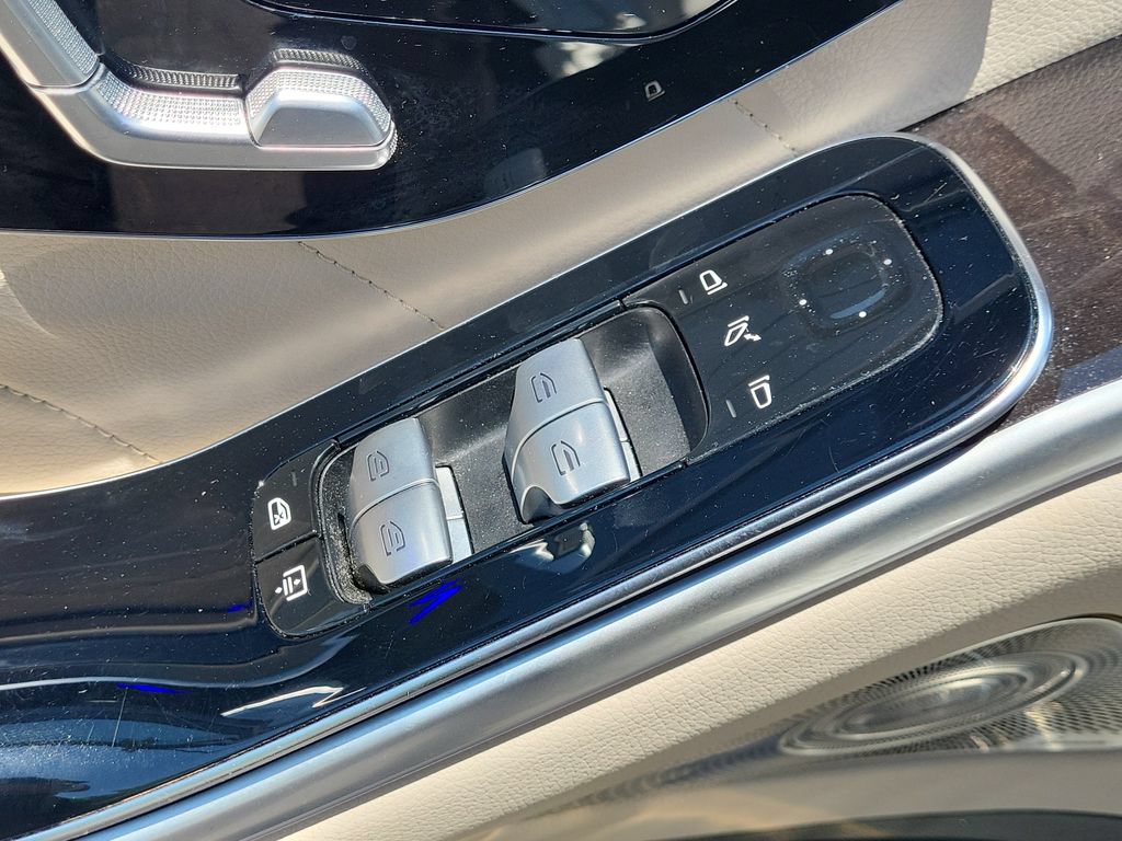 Used 2023 Mercedes-Benz S 500 4MATIC image 11