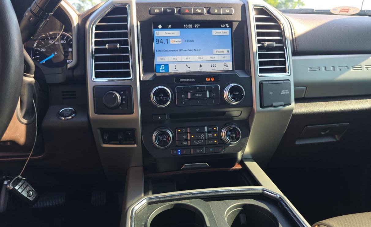 Used 2017 Ford F350 King Ranch w/ King Ranch Ultimate Package AWD/4WD image 13