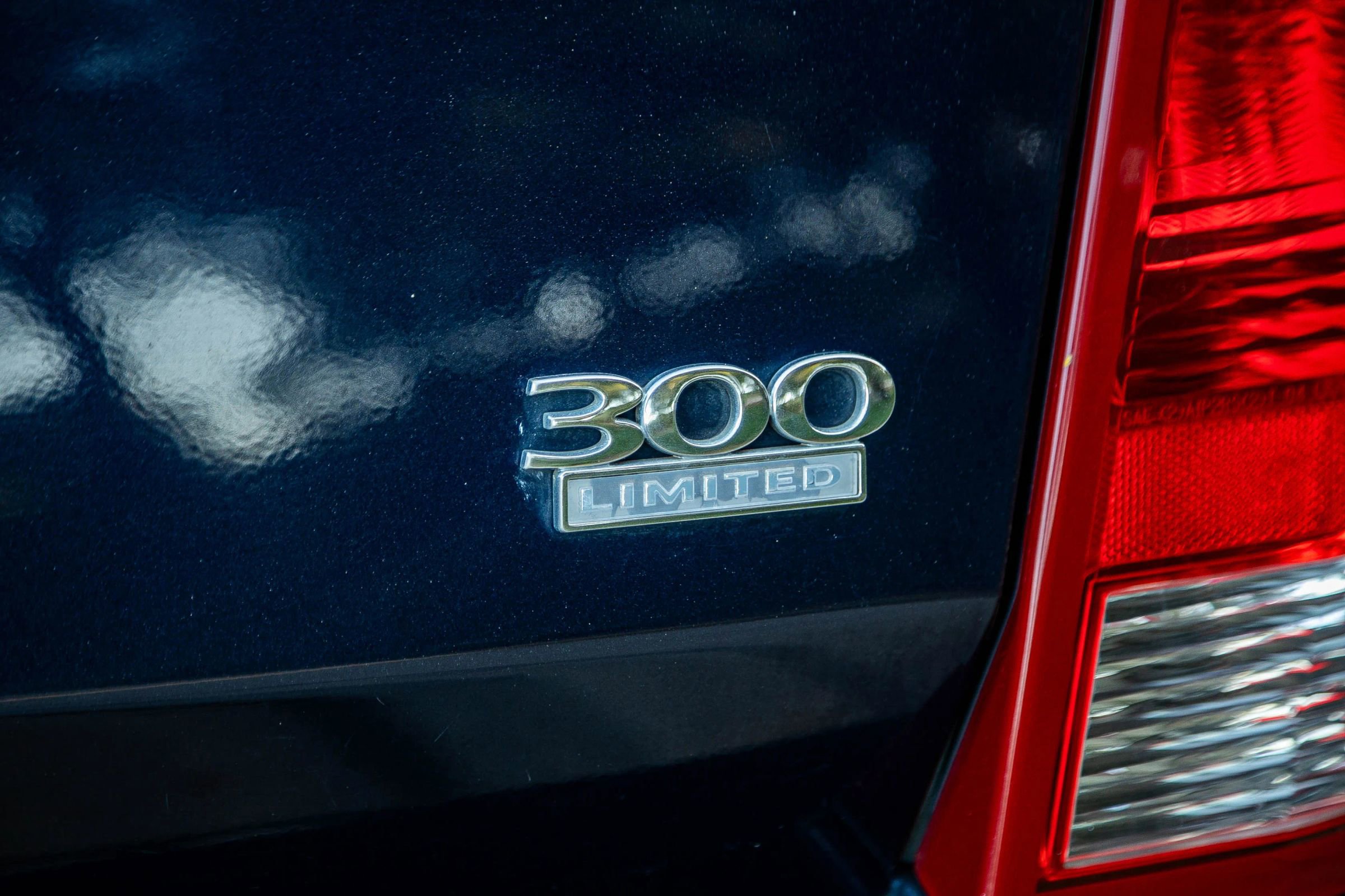 Used 2005 Chrysler 300 Touring RWD image 17