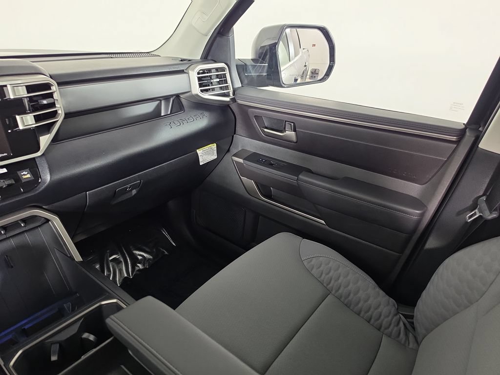 Used 2024 Toyota Tundra SR5 AWD/4WD image 27