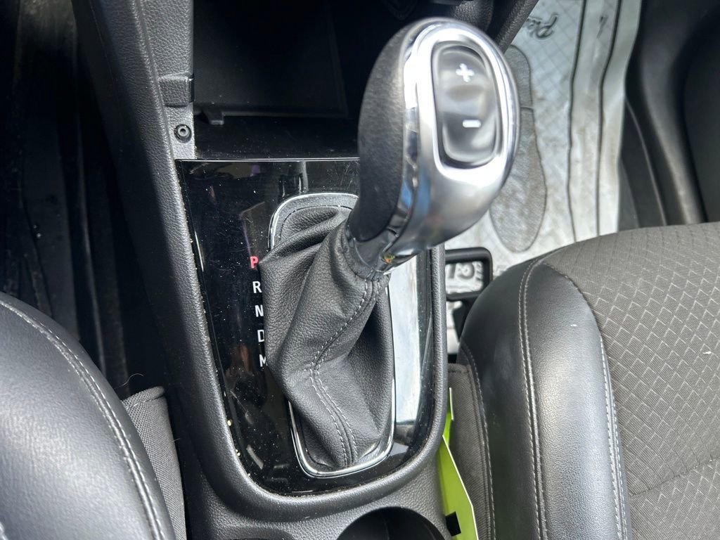 Used 2018 Buick Encore Preferred image 27