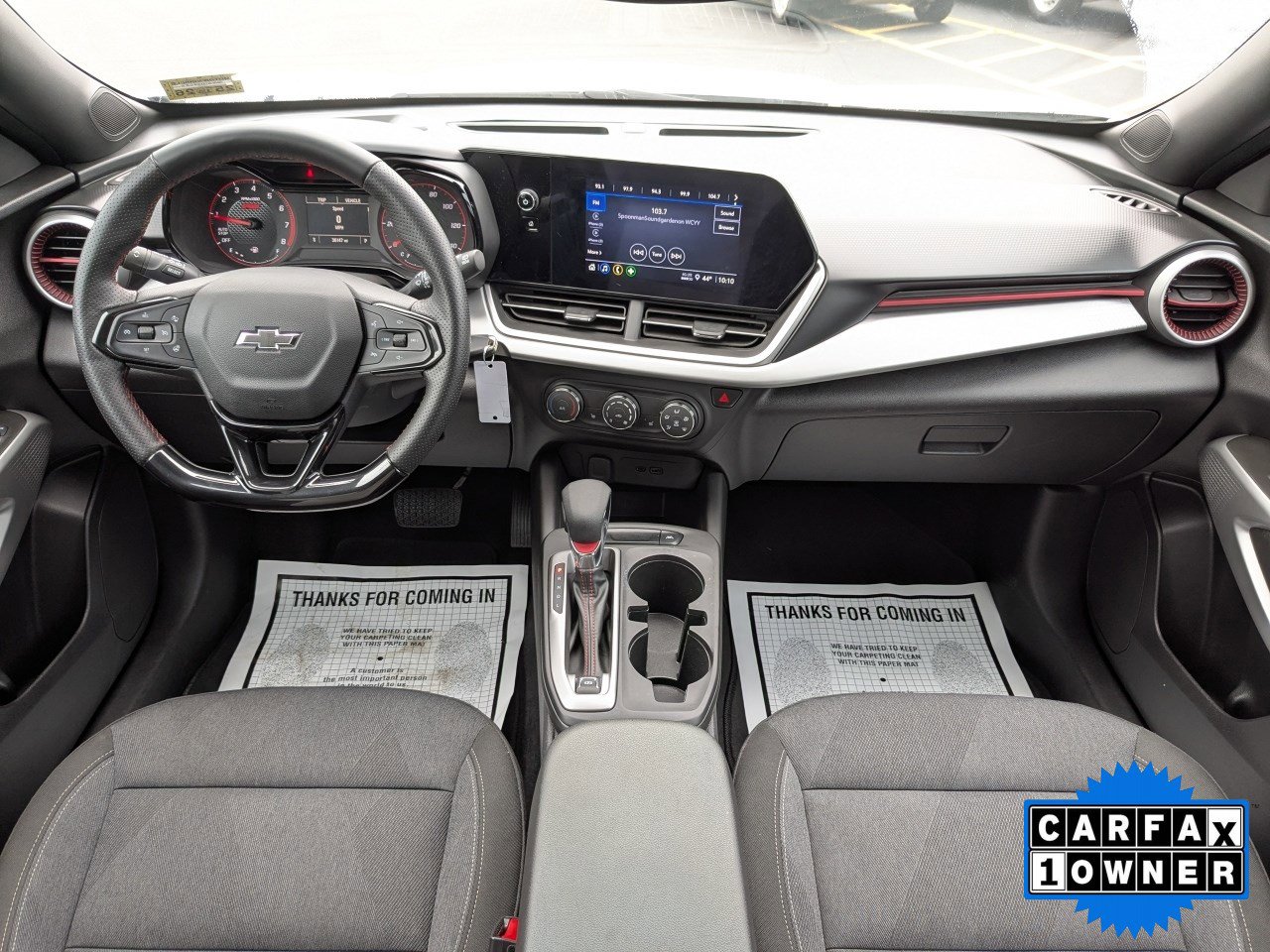 Used 2024 Chevrolet Trax RS w/ Sunroof Package image 13