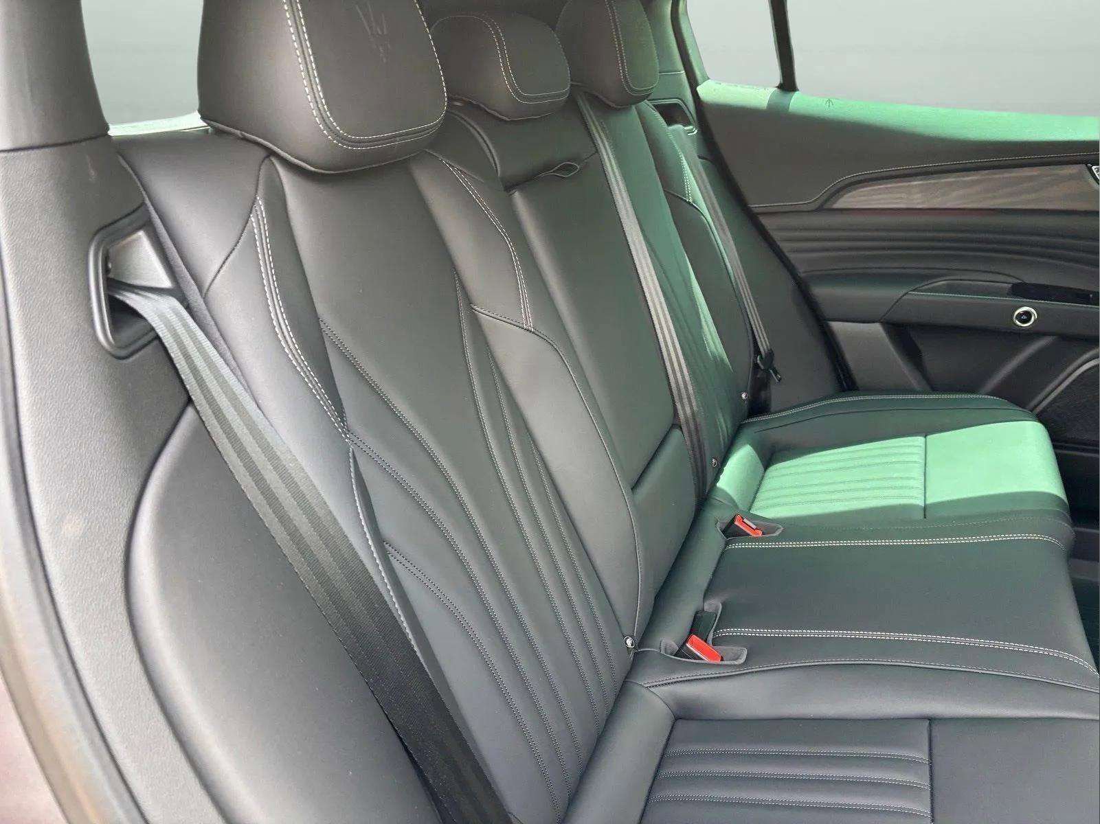 New 2025 Maserati Grecale GT image 28