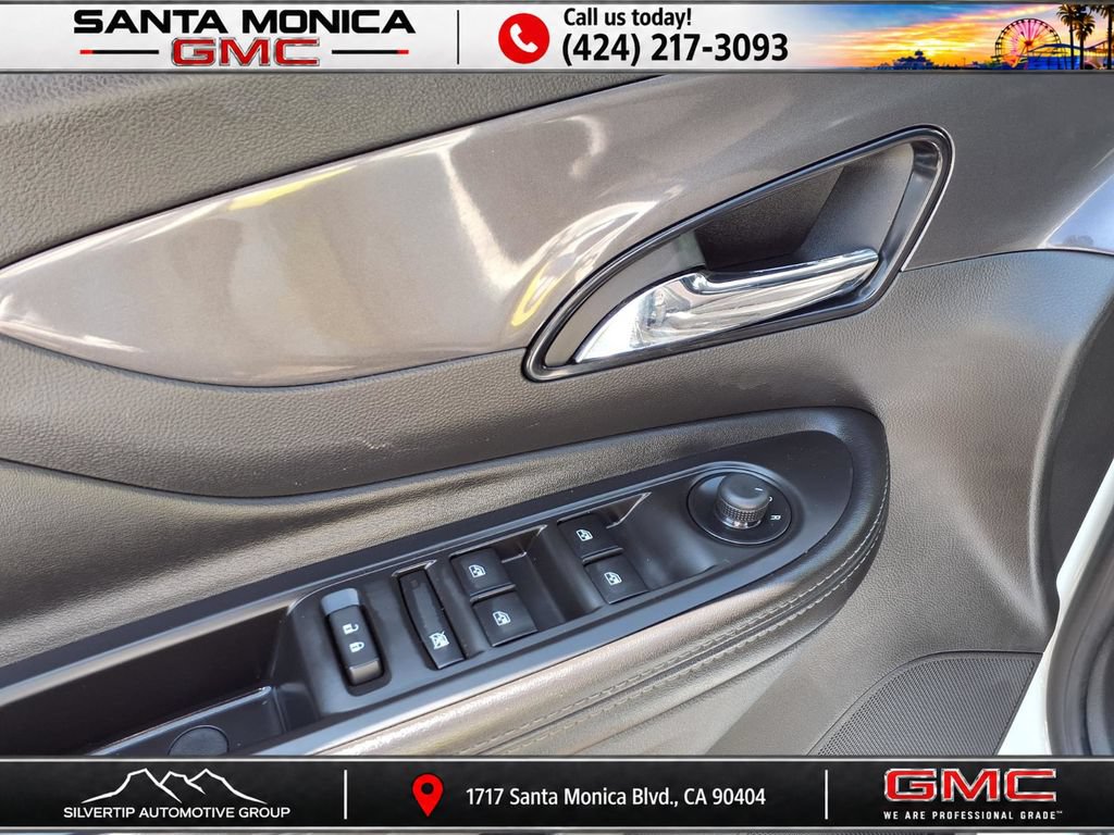 Certified 2021 Buick Encore Preferred FWD image 18
