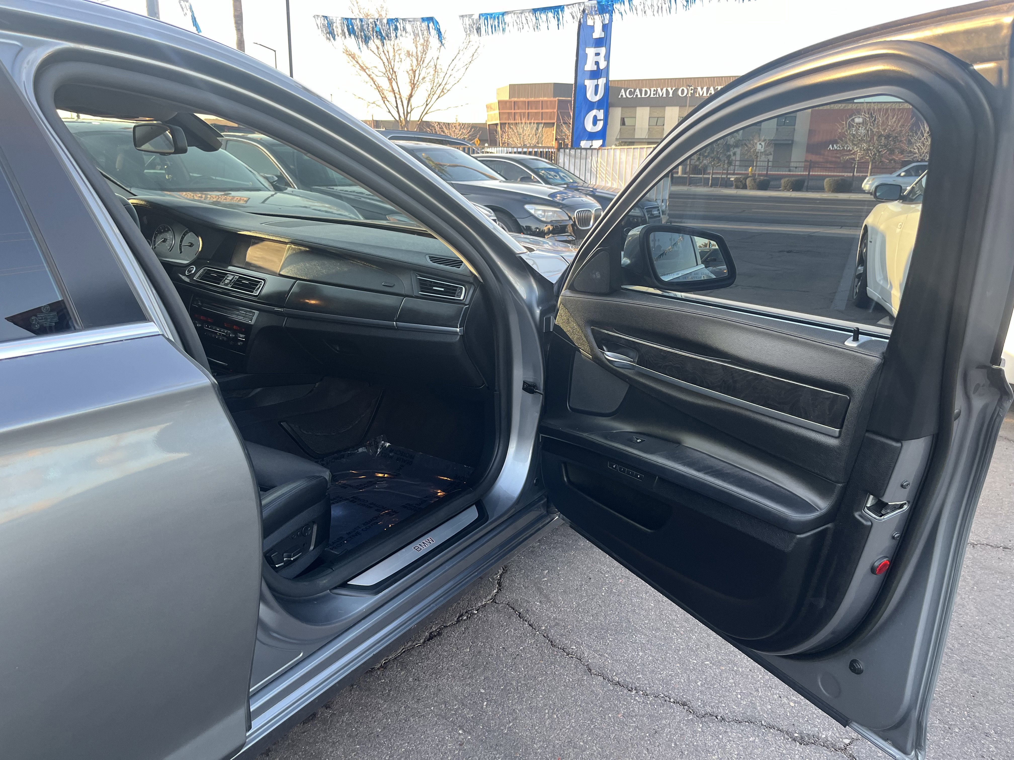 Used 2012 BMW 750Li RWD image 16