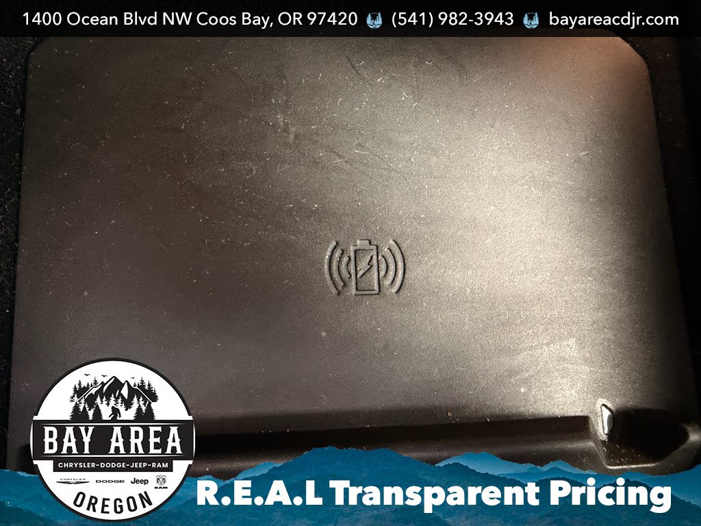 Used 2025 Jeep Wagoneer Series III w/ Premium Group I AWD/4WD image 26