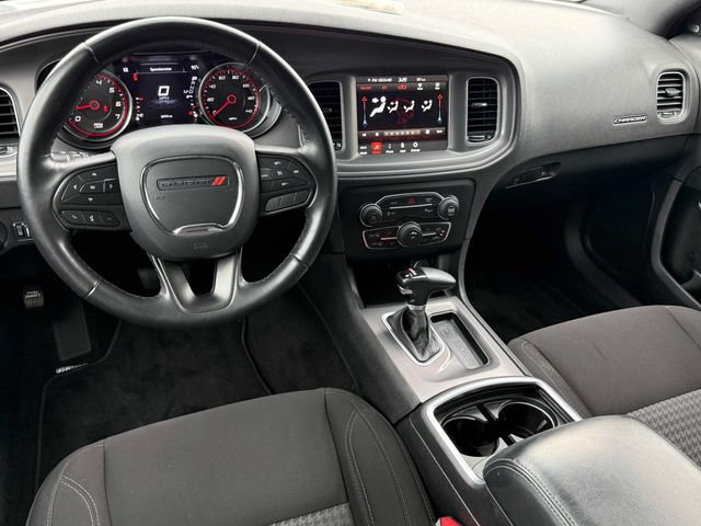 Used 2023 Dodge Charger SXT RWD image 2