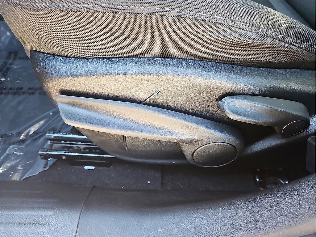 Used 2020 Jeep Renegade Latitude image 19