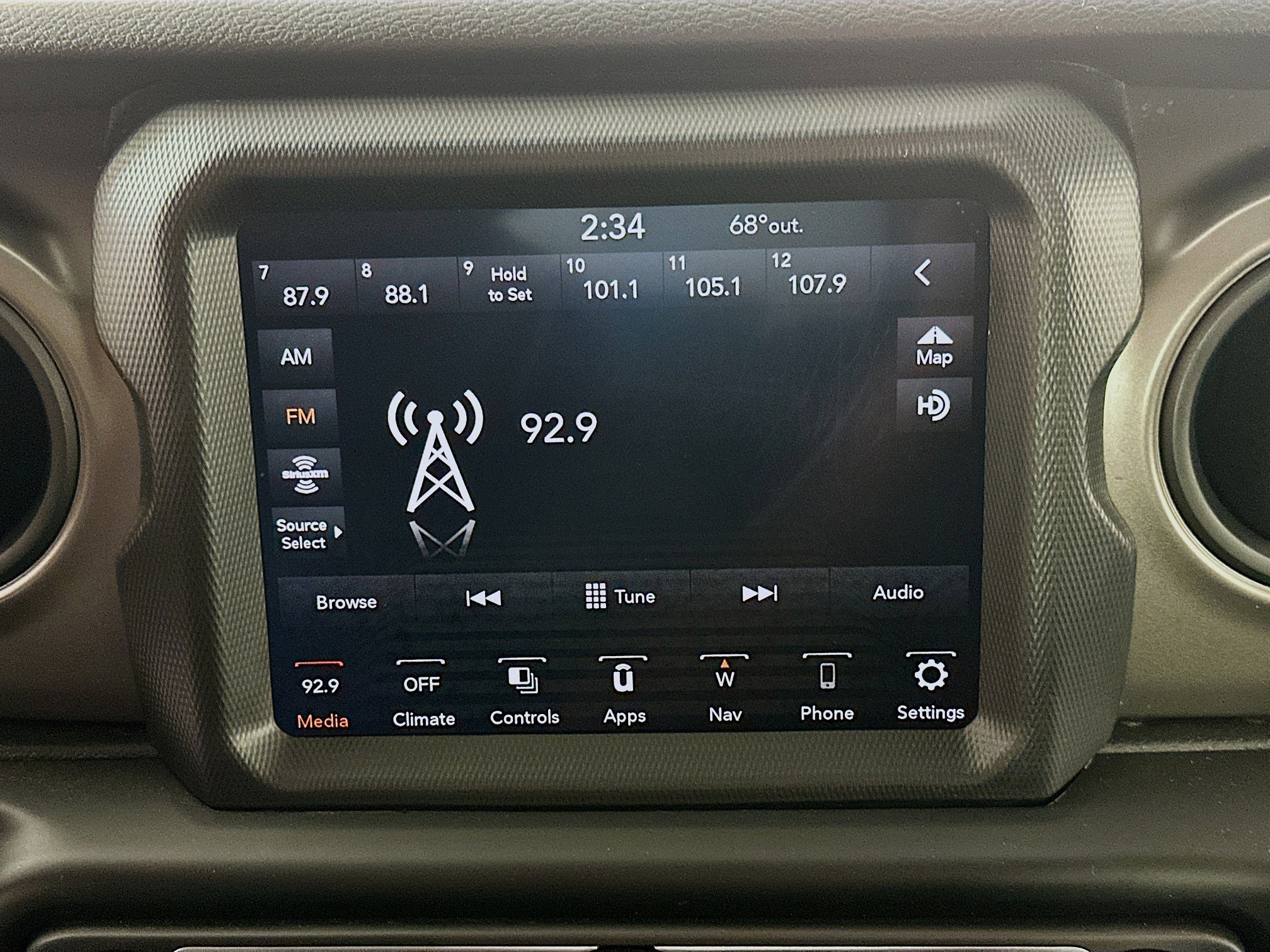 Used 2022 Jeep Wrangler Unlimited Sport AWD/4WD image 19