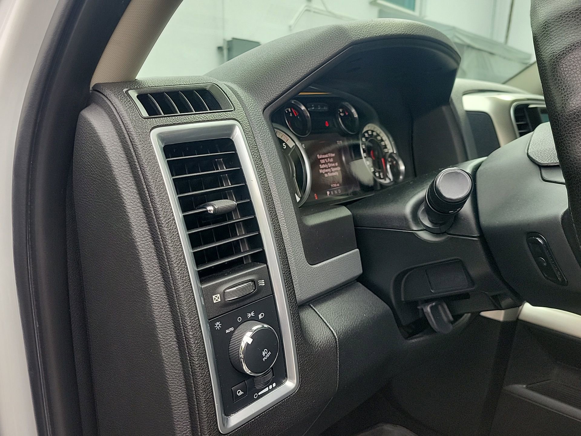 Used 2017 RAM 1500 Big Horn image 24