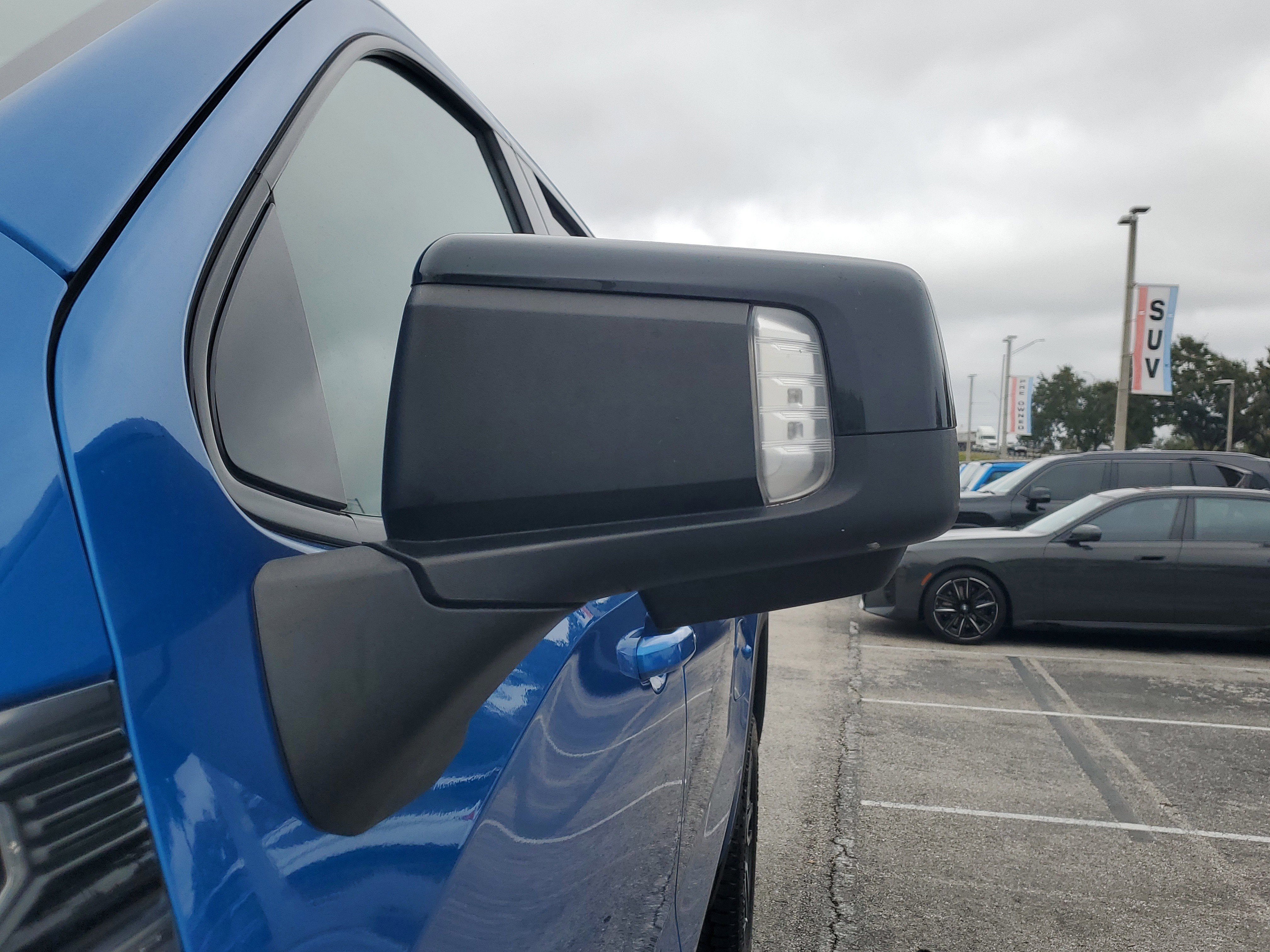 Used 2023 GMC Sierra 1500 AT4 w/ AT4 Preferred Package image 4