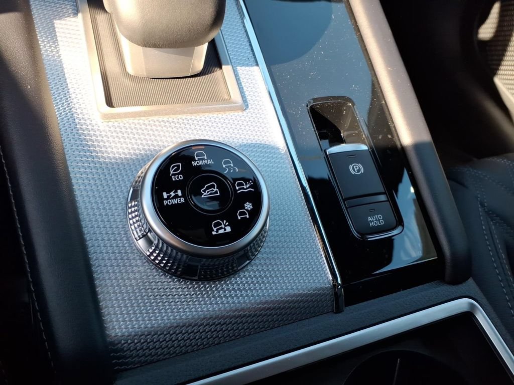 New 2026 Nissan Rogue Platinum AWD/4WD image 19