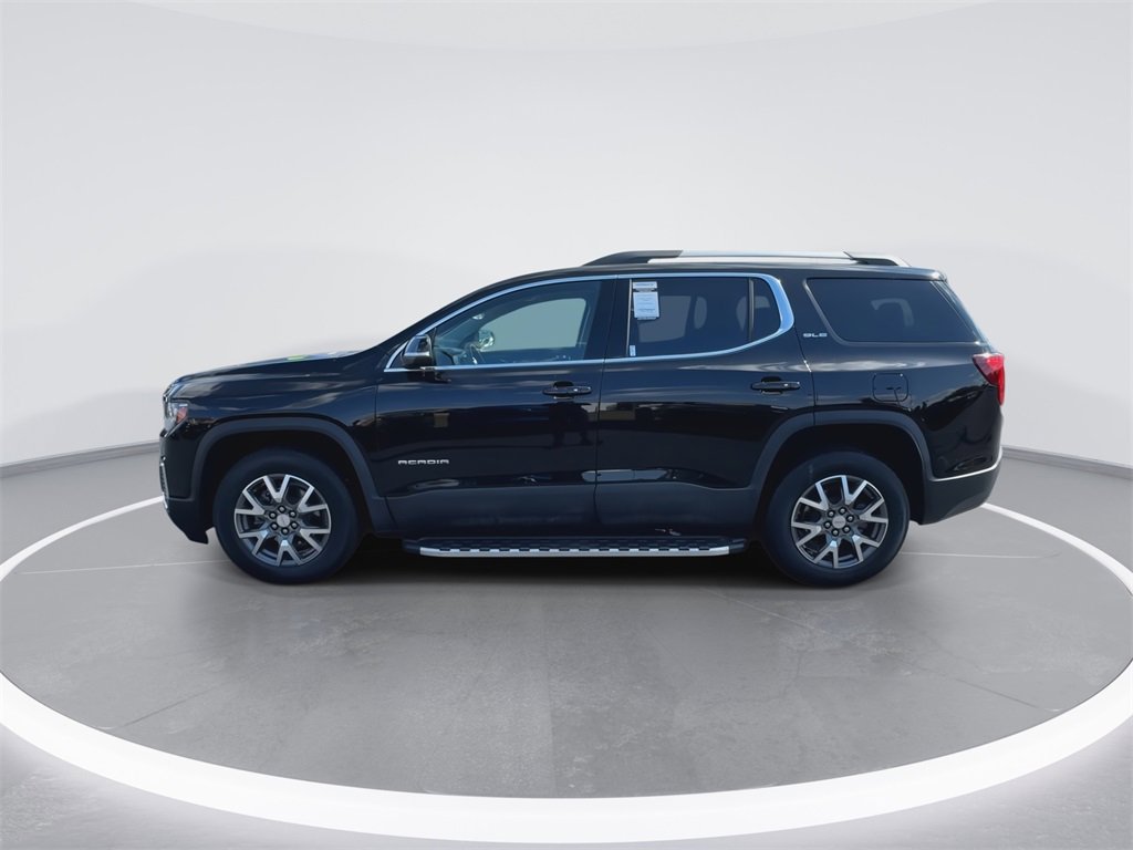 Used 2023 GMC Acadia SLE w/ Driver Convenience Package image 5