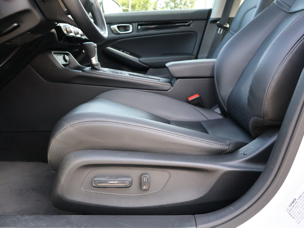 Certified 2024 Honda Civic Touring image 32