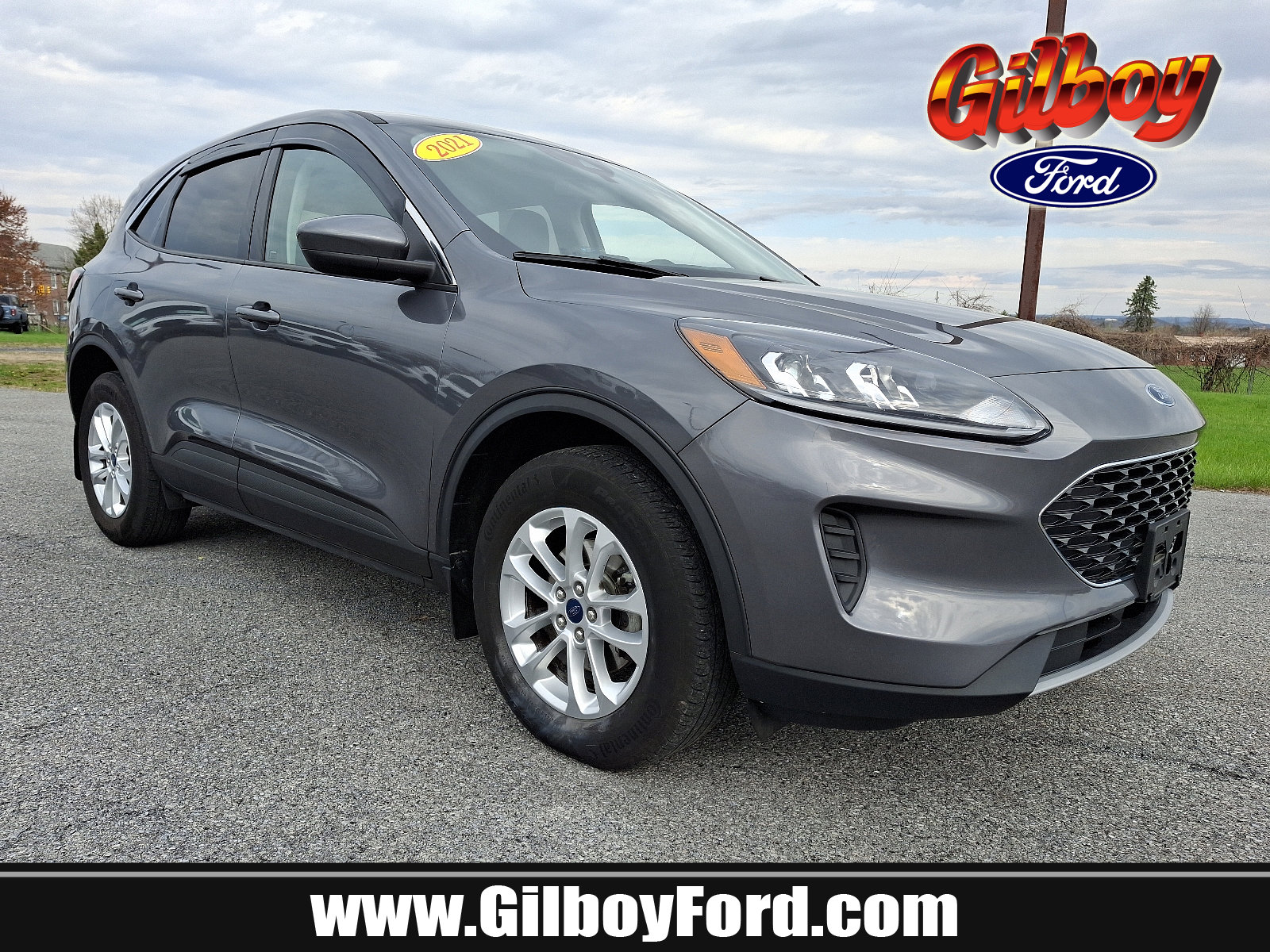 Used 2021 Ford Escape SE w/ Convenience Package