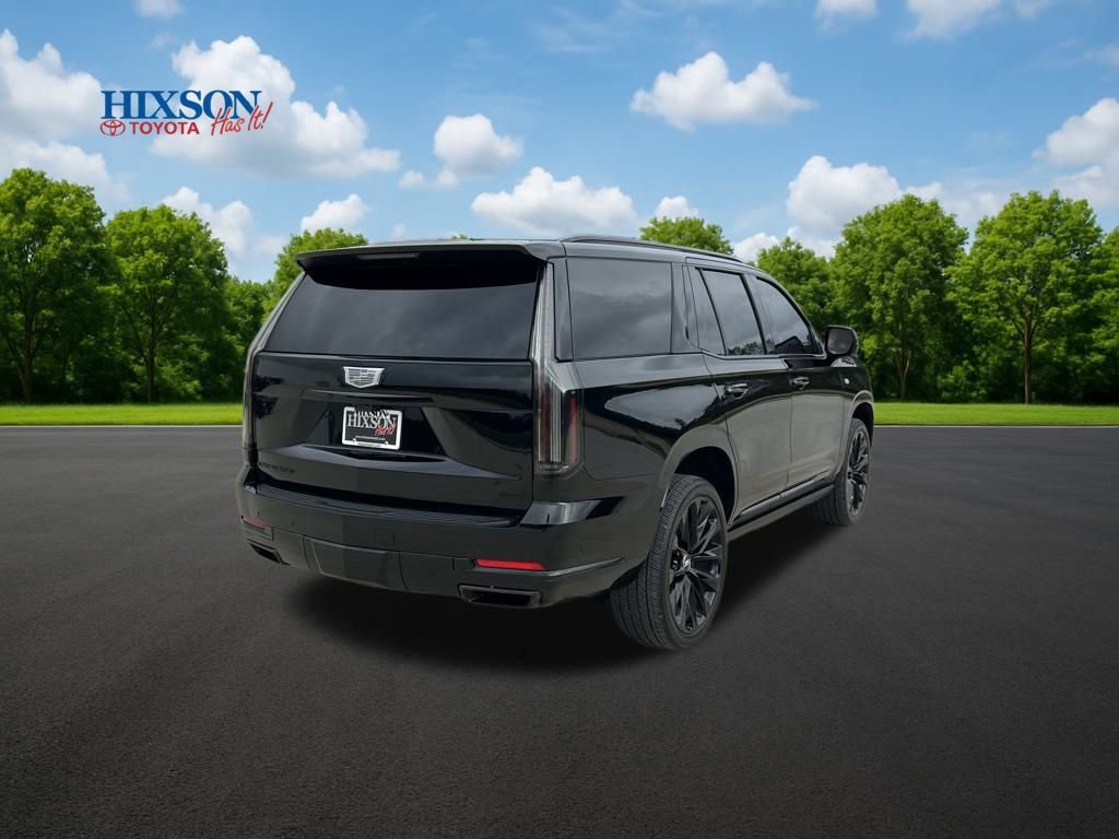 Used 2025 Cadillac Escalade Sport Platinum w/ LPO, ONYX Package image 7