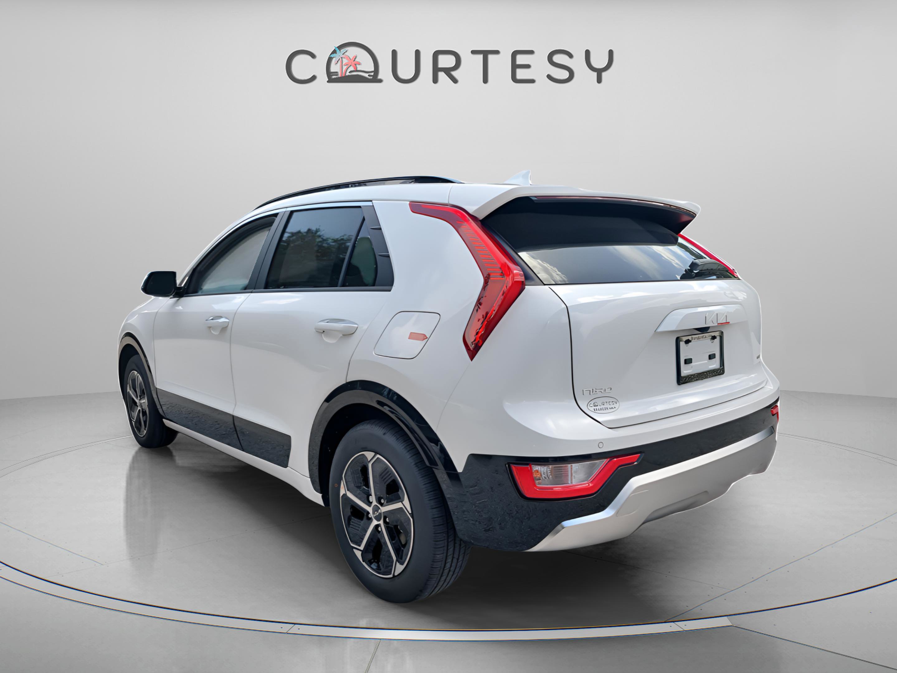 New 2025 Kia Niro SX image 2