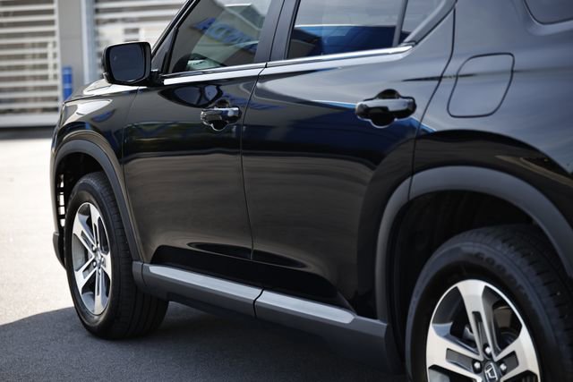 Certified 2025 Honda Pilot EX-L image 5