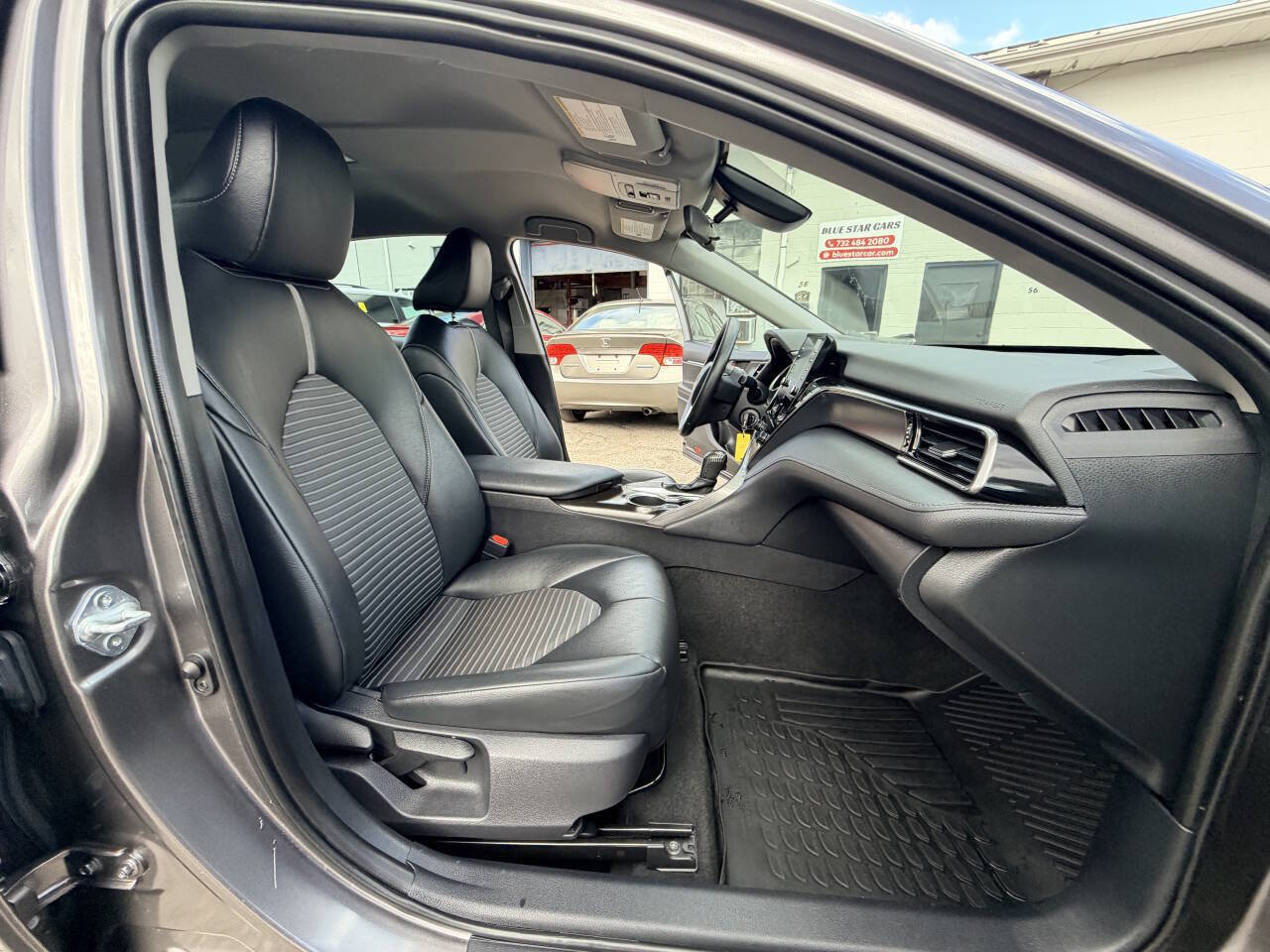 Used 2021 Toyota Camry LE FWD image 53