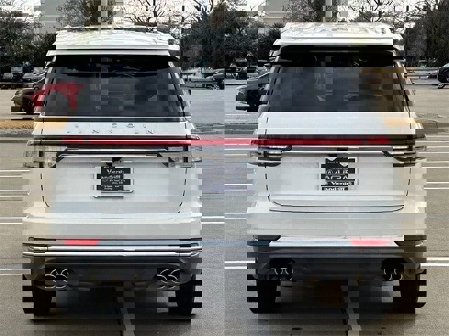 Used 2021 Lincoln Aviator Reserve w/ Elements Package Plus image 5