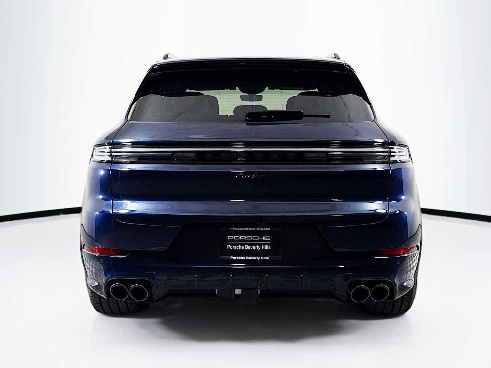 New 2025 Porsche Cayenne Turbo AWD/4WD image 10