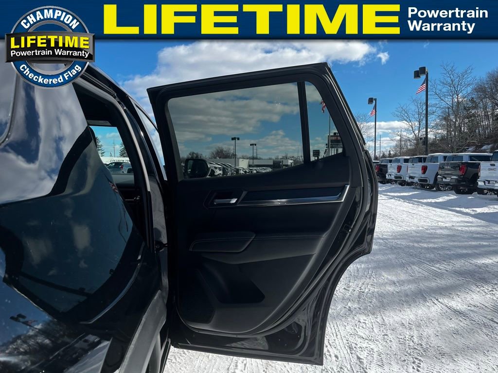 Used 2026 GMC Terrain Elevation image 30