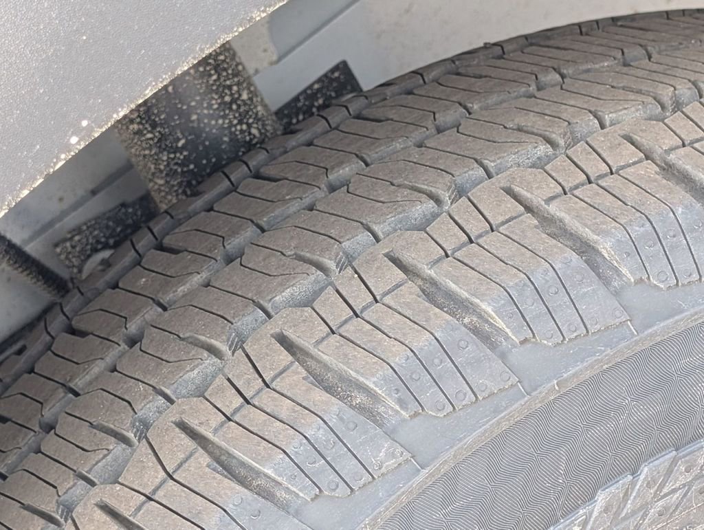 New 2026 Ford Transit 250 148 Medium Roof w/ Load Area Protection Package image 15