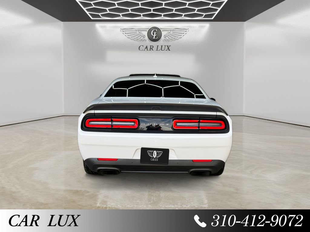 Used 2019 Dodge Challenger SRT Hellcat w/ Laguna Leather Package RWD image 4