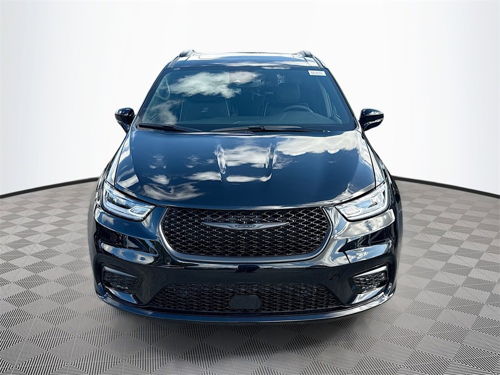 New 2026 Chrysler Pacifica Limited w/ S Appearance Package video 2