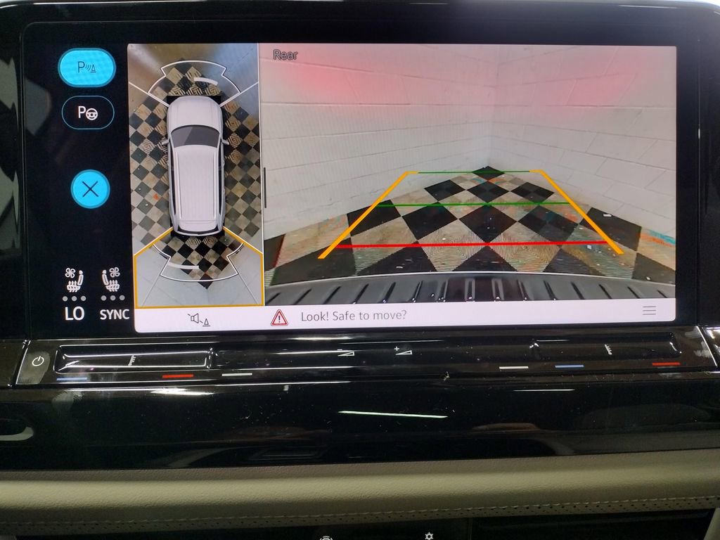 New 2026 Volkswagen Atlas SEL Premium R-Line image 10