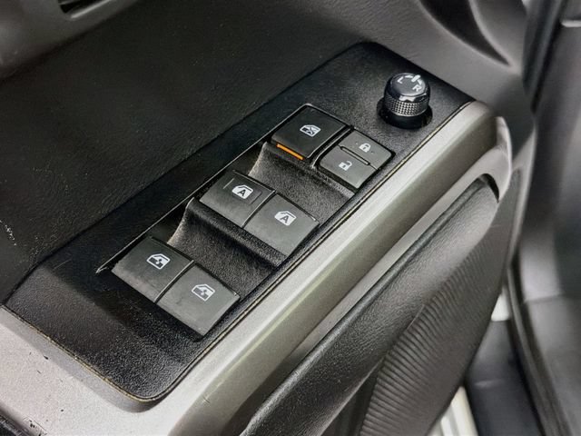 Used 2023 Toyota Tacoma SR5 AWD/4WD image 17