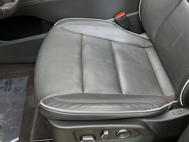 Used 2023 Cadillac Escalade Premium Luxury w/ LPO, Radiant Package image 22