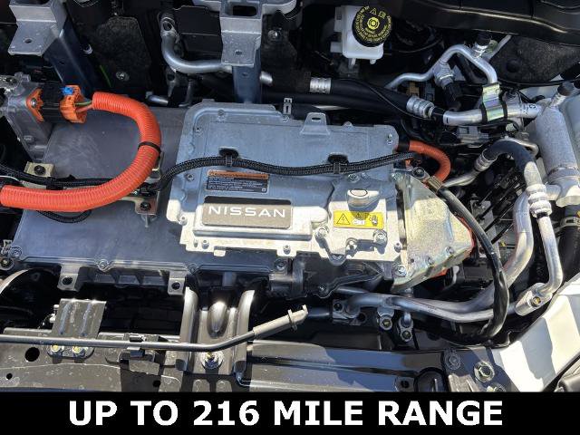 Certified 2025 Nissan Ariya FWD image 5