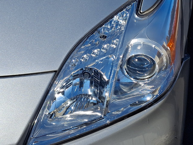 Used 2015 Toyota Prius Three FWD image 9