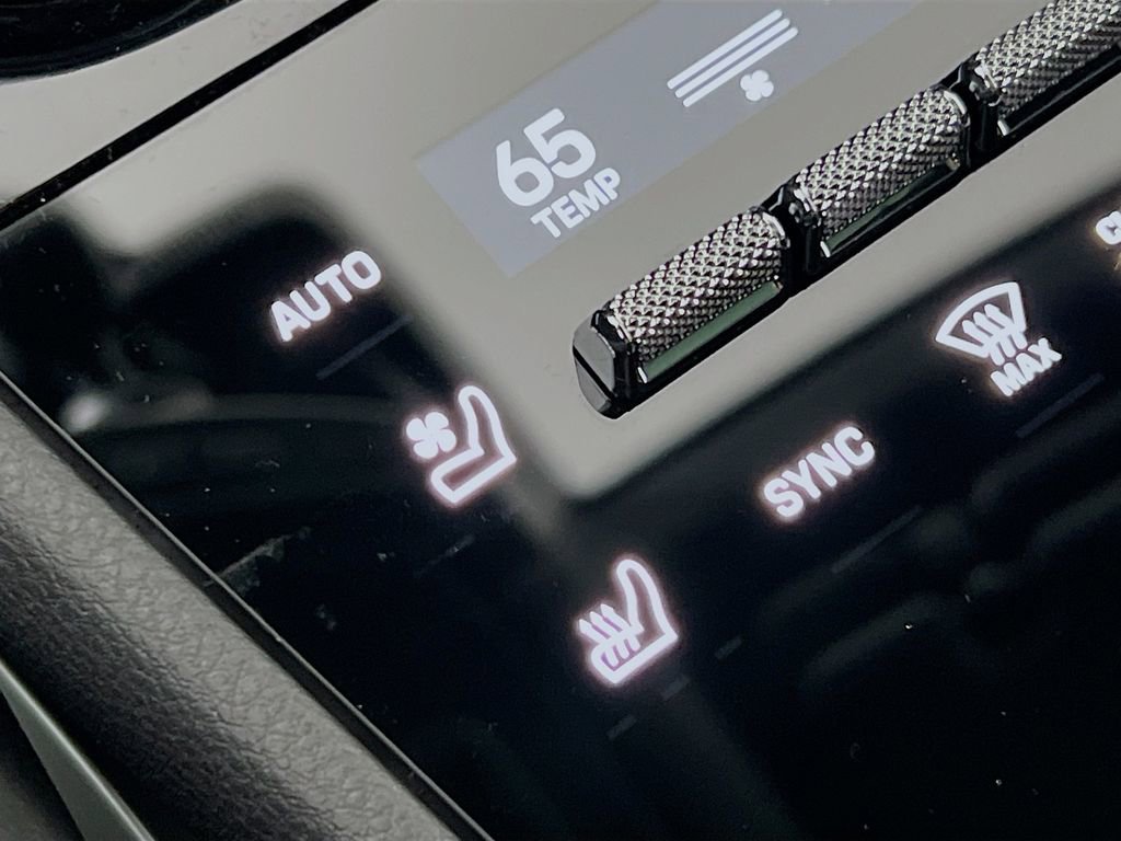 New 2026 Porsche Cayenne image 23