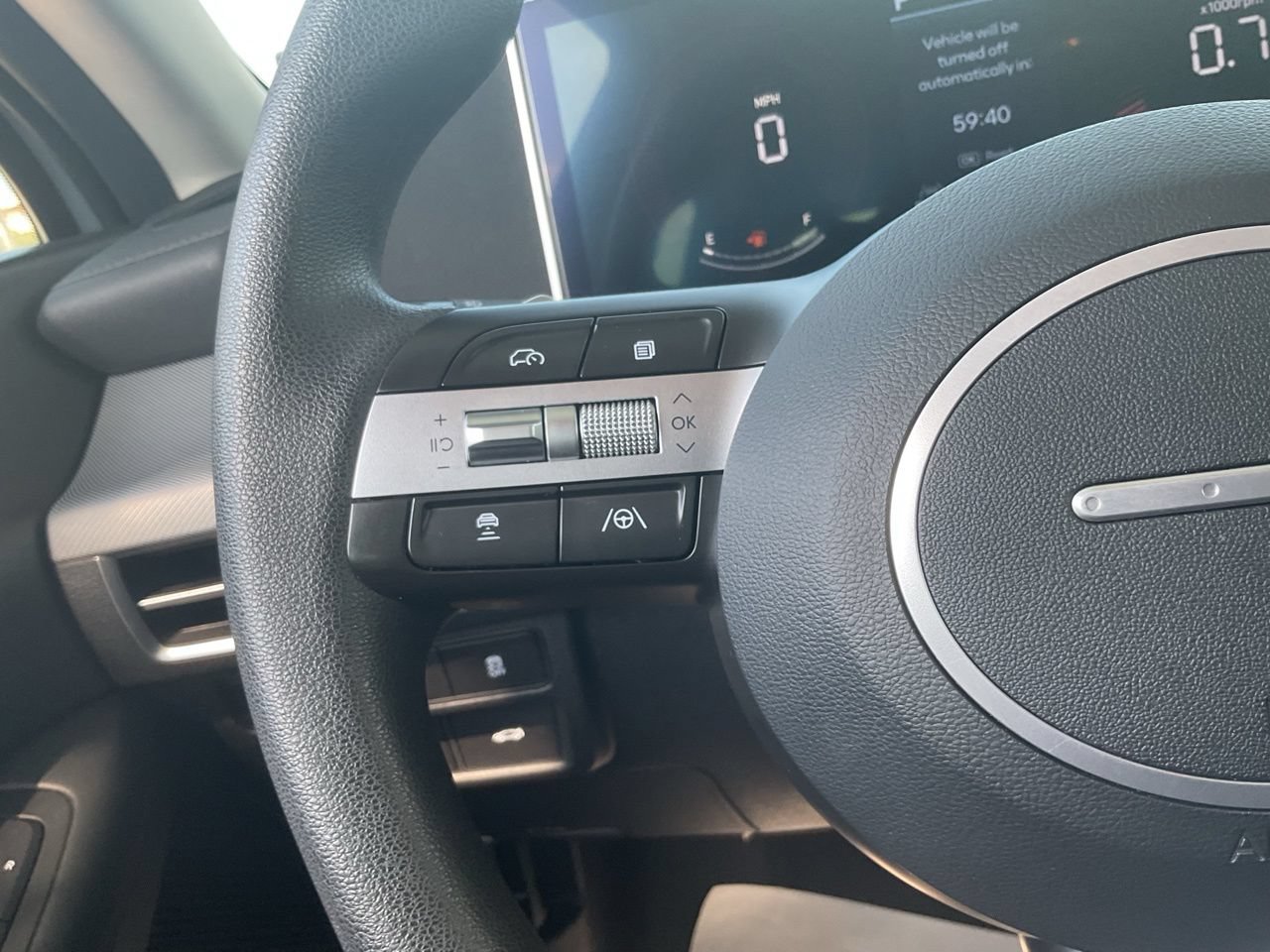 Used 2025 Hyundai Sonata SEL FWD image 30