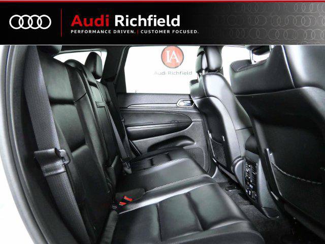 Used 2018 Jeep Grand Cherokee Limited w/ Trailer Tow Group IV AWD/4WD image 25