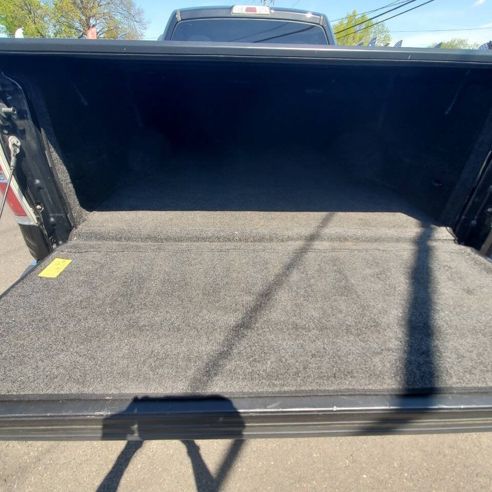 Used 2012 Ford F150 XLT w/ XLT Chrome Pkg AWD/4WD image 5