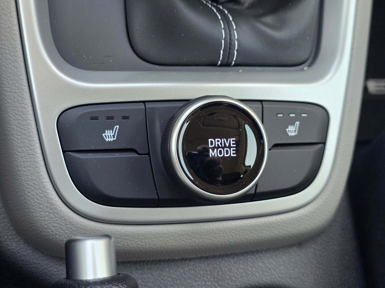 New 2026 Hyundai Venue SEL FWD image 20