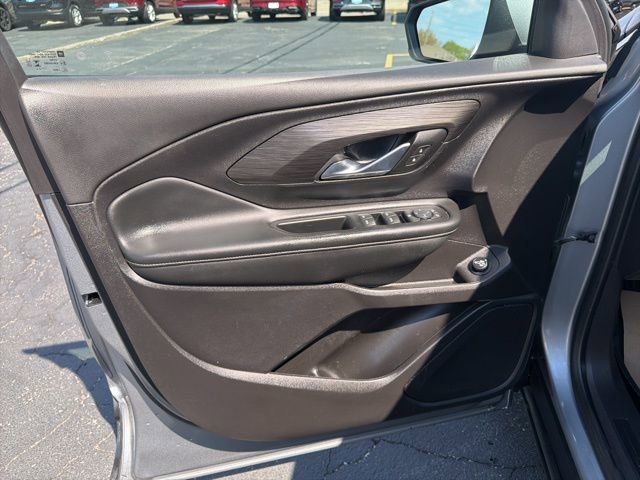 Certified 2024 GMC Terrain SLE w/ Driver Convenience Package FWD image 11