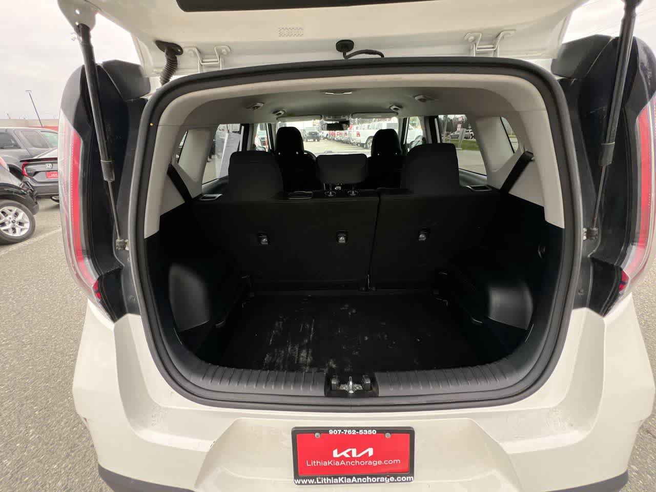 Used 2024 Kia Soul LX w/ Option Group 015 FWD image 24
